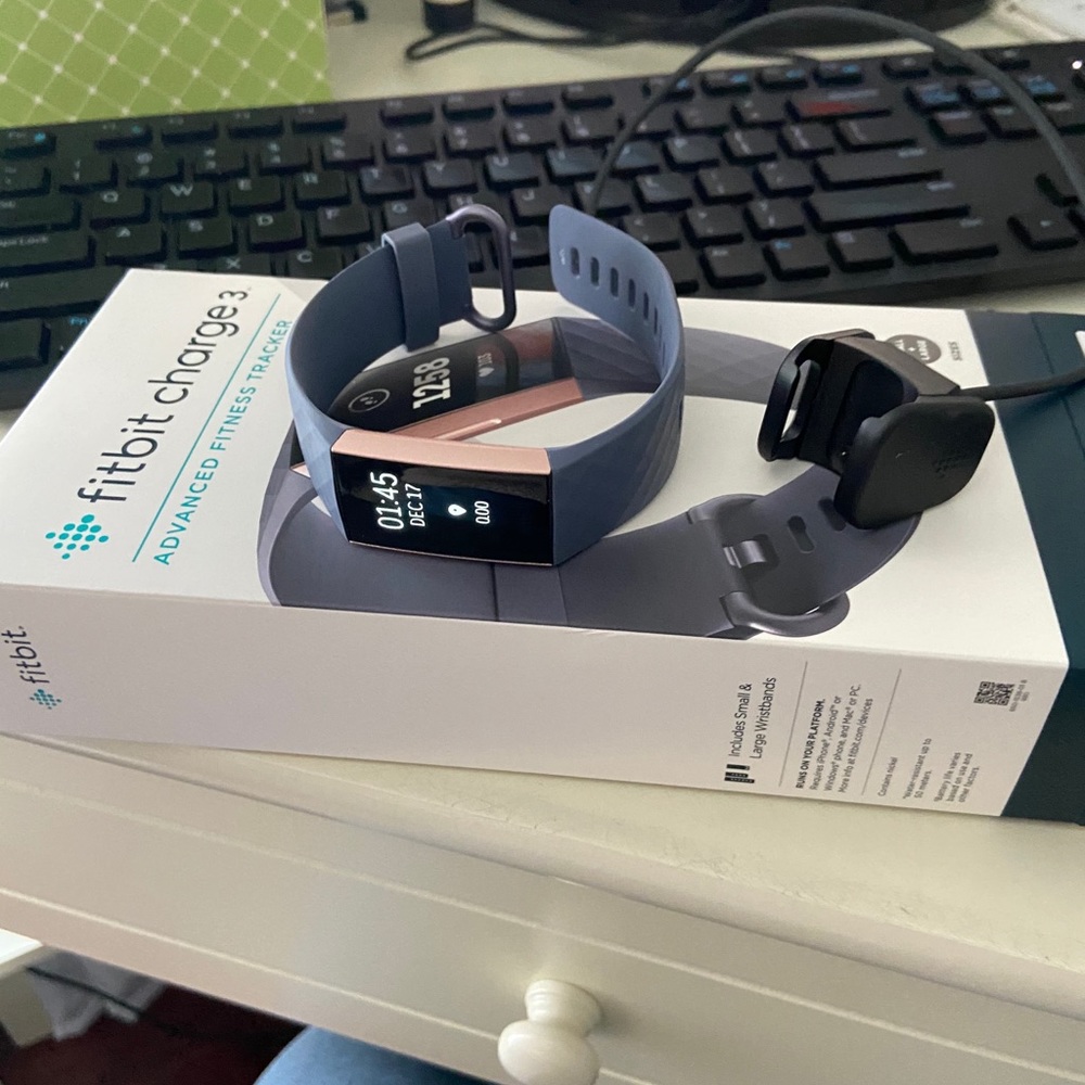 Fitbit Charge 3 - Rose Gold and Grey